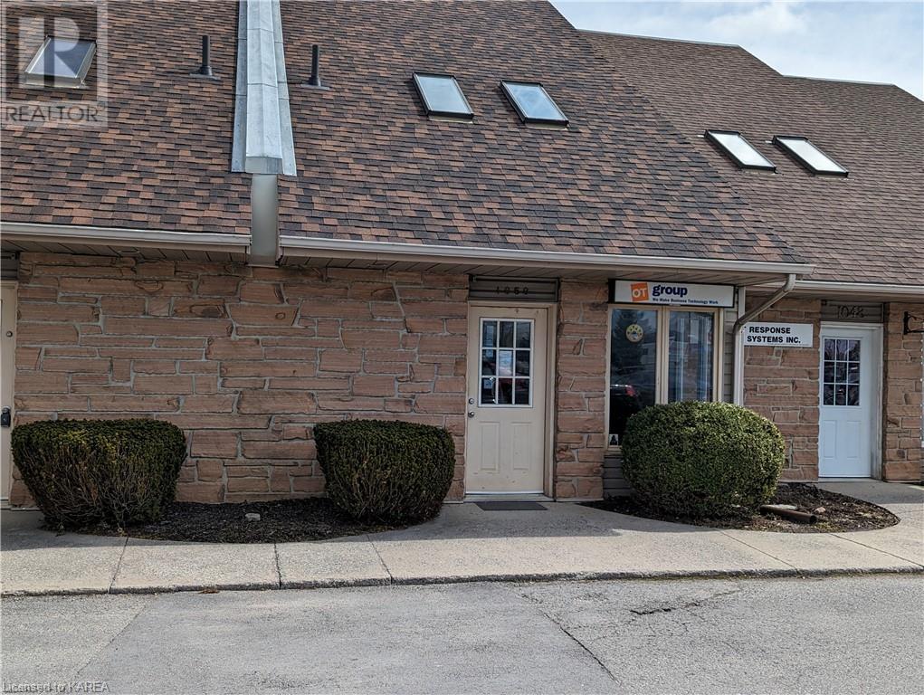 <h3>$1,500<small> Monthly</small></h3><p>1050 Gardiners Road Unit# 4, Kingston, Ontario</p>